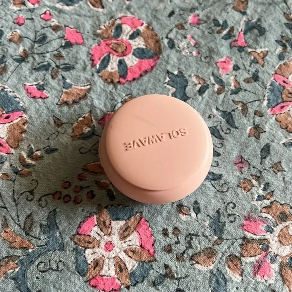 Solawave Radiant Renewal 2-in-1 Skincare Mini with red light (used once) - Picture 2 of 3